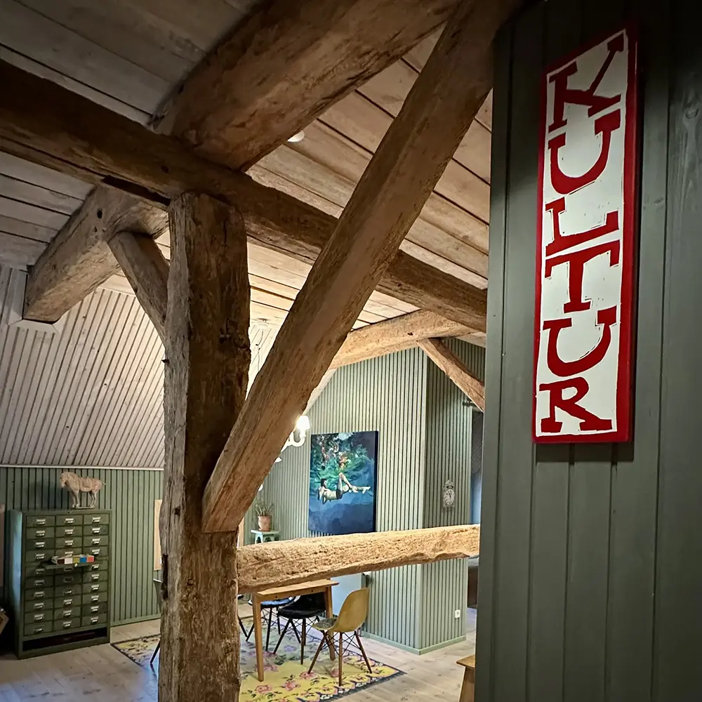 Landloft Ilse Ausstattung Kunstwerk "Kultur"